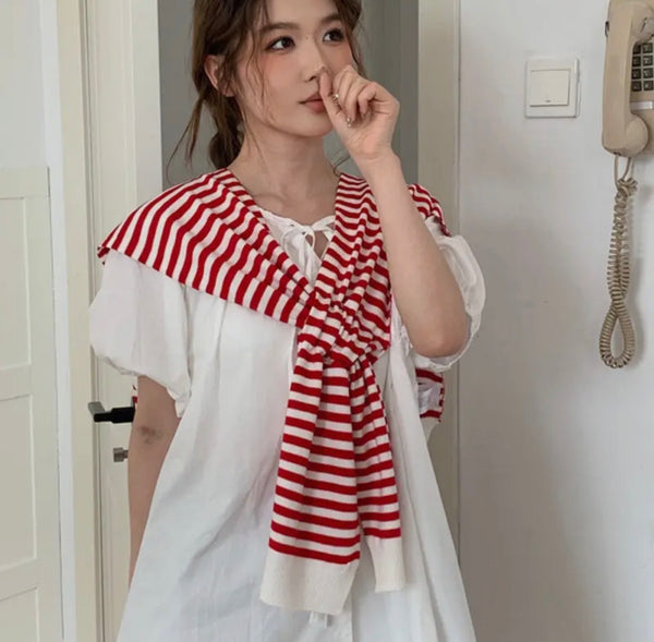 Striped Design Knotless Shawl Red