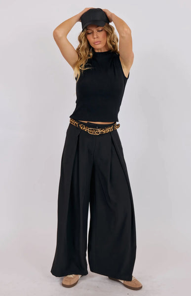 Black Box Pleated Wide Leg Trouser